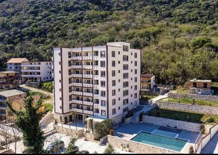 Dale Apartment Becici