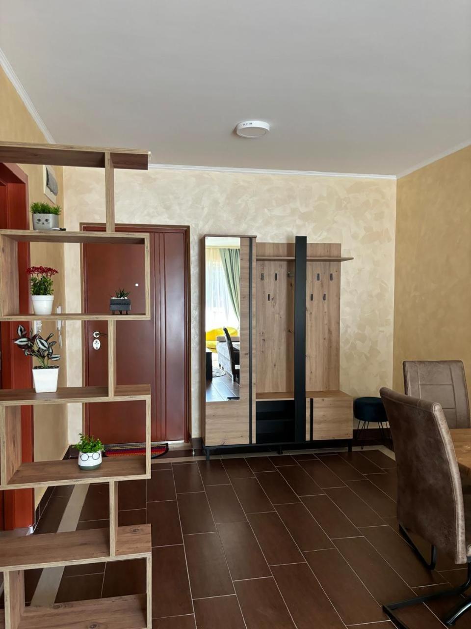 Apartment Dale Becici *