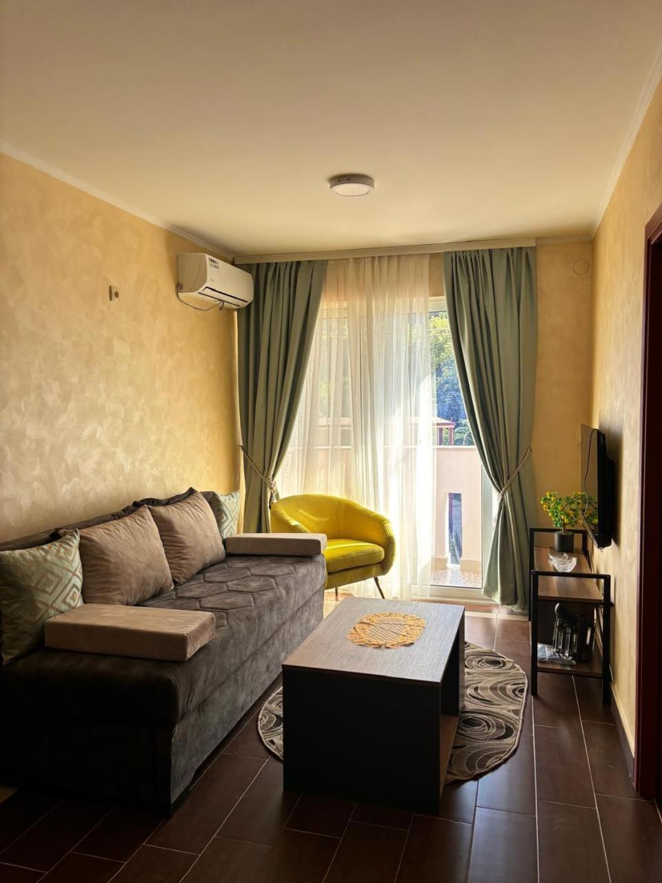 Apartment Dale Becici Budva